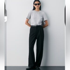 Aritzia the effortless pant